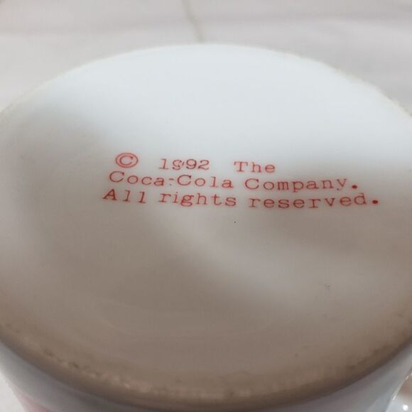 Vintage The Coca-Cola Company Mug 1992 Coffee Mug - Picture 3 of 5